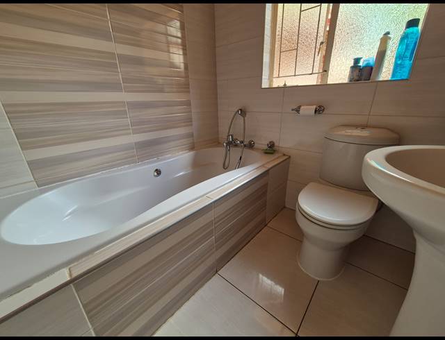 3 BEDROOM HOUSE FOR SALE IN WALDRIFT